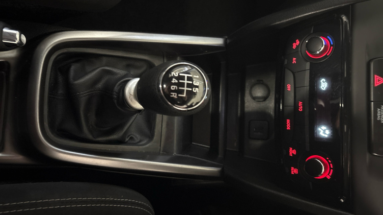 Suzuki Vitara 1.4 Boosterjet 48V Hybrid SZ4 5dr Petrol Estate